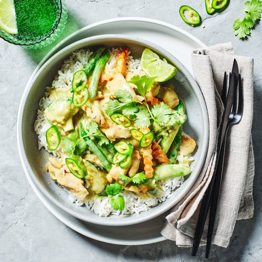 Load image into Gallery viewer, Green Chicken Curry & Aromatic Rice - Providoor