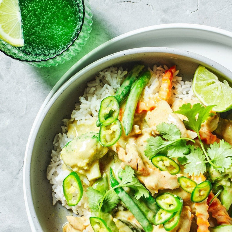 Load image into Gallery viewer, Green Chicken Curry with Mountain Pepper Berry