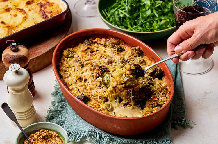 Brussel sprouts gratin with leeks and hazelnuts - Providoor