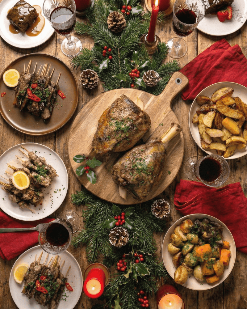 Load image into Gallery viewer, Christmas Roast Banquet - Providoor
