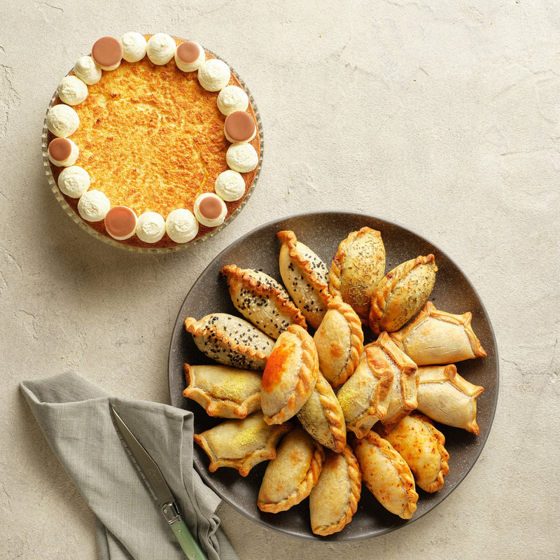 Load image into Gallery viewer, Empanada Mix Bundle with Coconut &amp; Dulce de Leche Tart - Providoor
