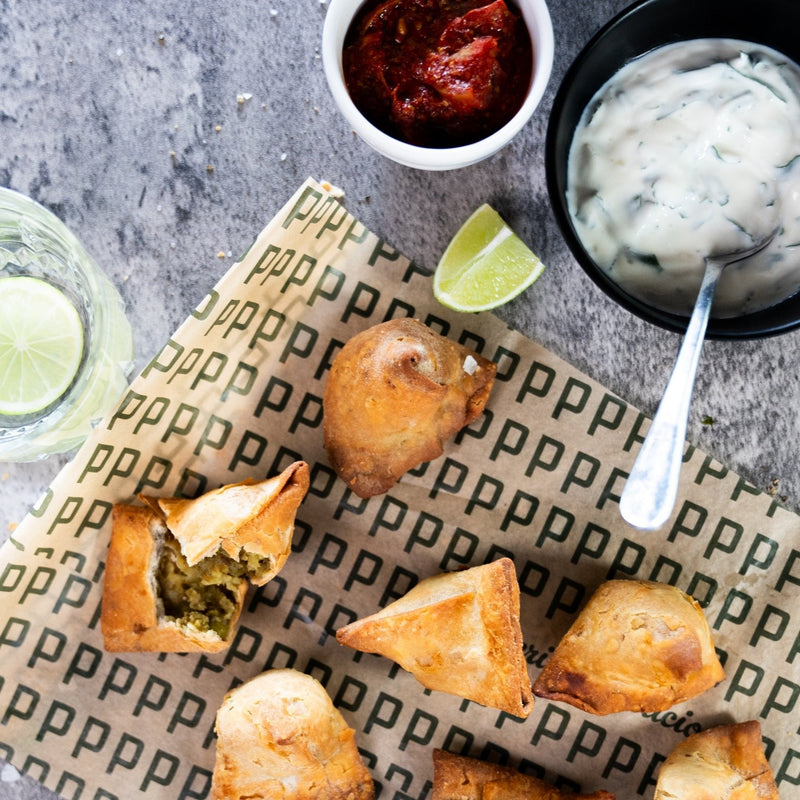Load image into Gallery viewer, Vegetarian Samosa - Providoor
